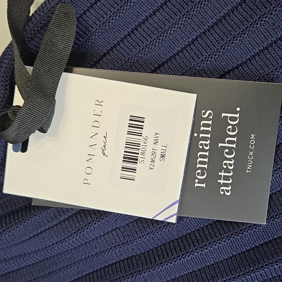 POMANDER PLACE Navy Knit Landry Dress - Picture 3 of 11